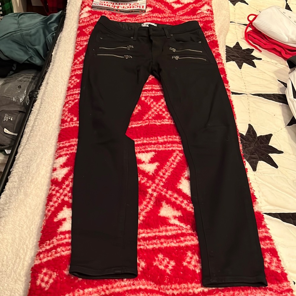 Paige edgemont black jeans w zipper details sz 28